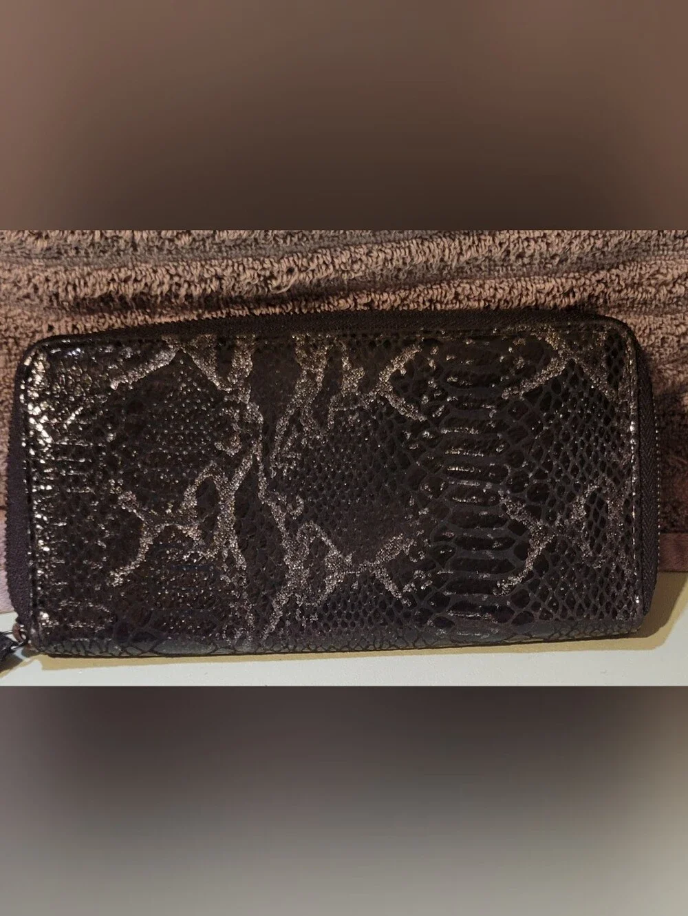 Kenneth Cole Black Snake-Embossed Leather Wallet